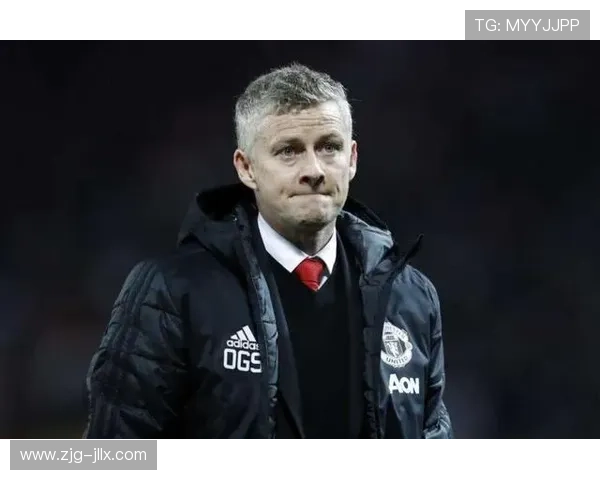 曼联出售B费传闻不实罗马诺澄清沙特与其无新动态