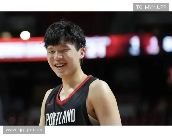 媒体人分析杨瀚森表现不佳需迅速调整状态以应对后续比赛挑战